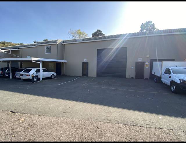 446M² WAREHOUSE TO LET IN MAXMEAD